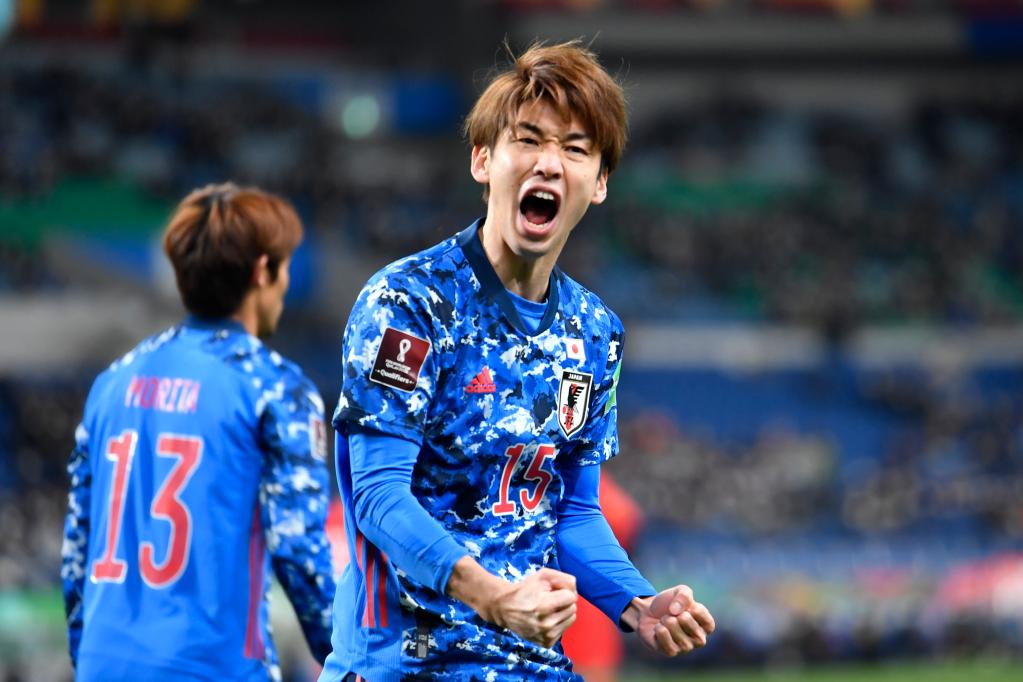 中国男足客场0：2不敌日本 世界杯出线基本无望-第2张图片-